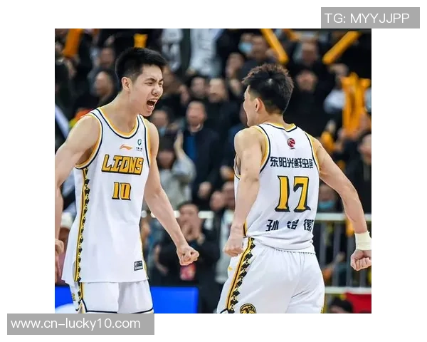 CBA季后赛精彩对决福建队对阵辽宁队直播全程回顾与分析 CBA季后赛精彩对决福建队对阵辽宁队直播全程回顾与分析